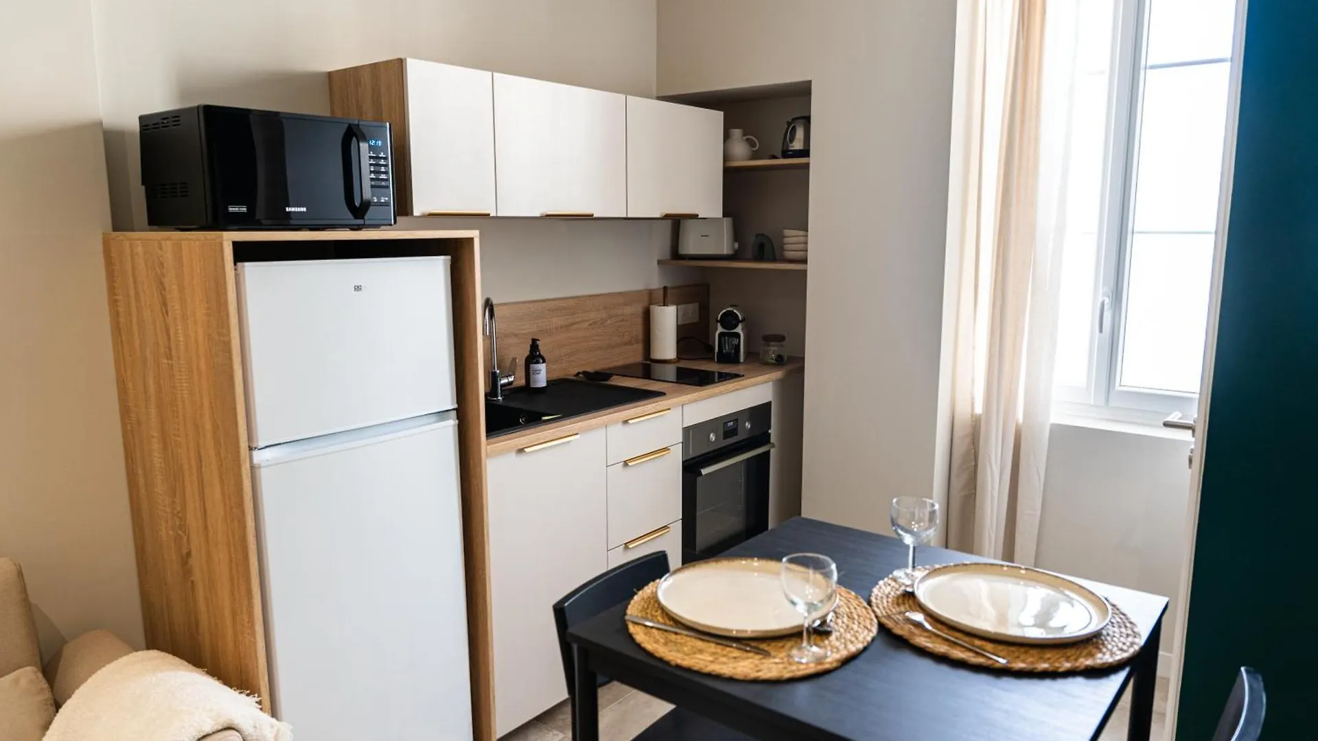 شقة Appartement Chaleureux & Confort, Parking Prive Le Teil
